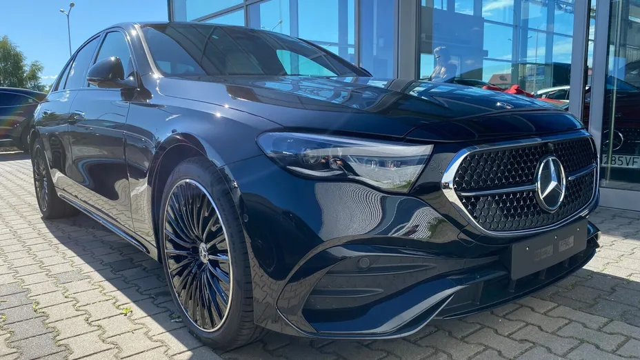 MERCEDES-BENZ E Klasa E 220 d mHEV 4-Matic AMG 9G-Tronic