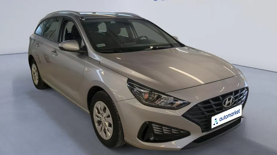 HYUNDAI i30 i30 1.5 DPI Classic +