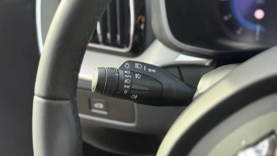 VOLVO XC60 XC60 B4 B Core aut