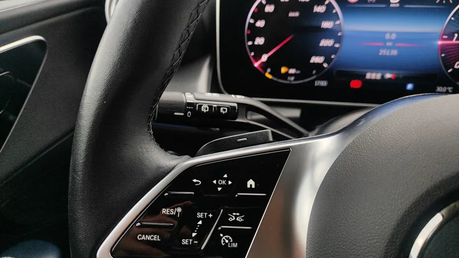 MERCEDES-BENZ GLC GLC 220 d mHEV 4-Matic Avantgarde