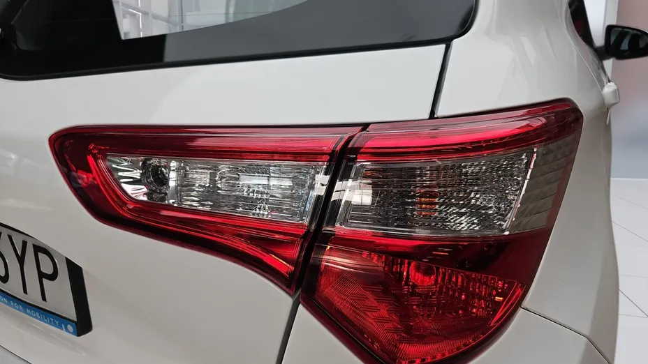 TOYOTA Yaris Yaris 1.5 Active