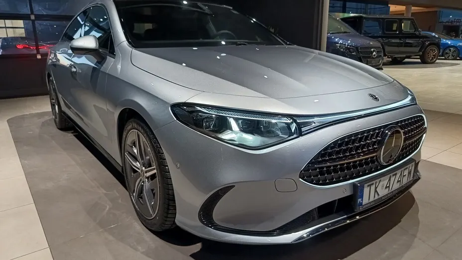 MERCEDES-BENZ CLA -
