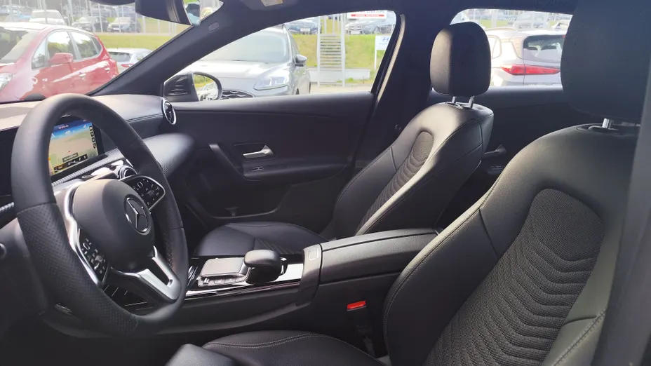 MERCEDES-BENZ A Klasa A 200 d Style 8G-DCT