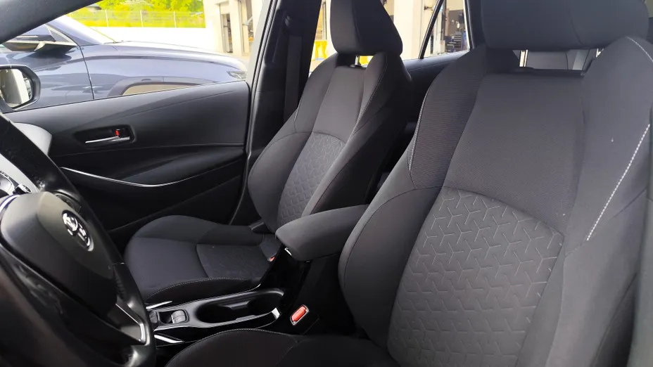 TOYOTA Corolla Corolla 2.0 Hybrid Comfort