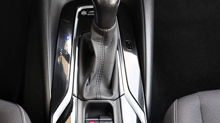 TOYOTA Corolla Corolla 2.0 Hybrid Comfort