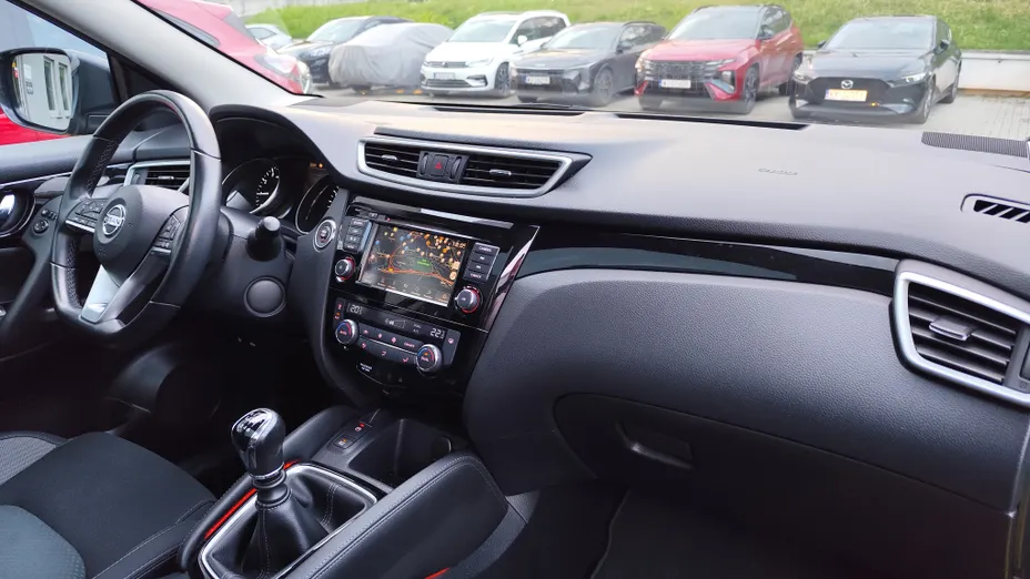 NISSAN Qashqai Qashqai 1.3 DIG-T mHEV N-Connecta