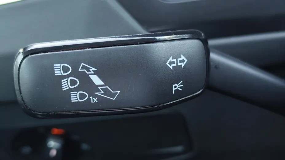 VOLKSWAGEN Tiguan Tiguan 2.0 TDI SCR 4Mot. Life DSG