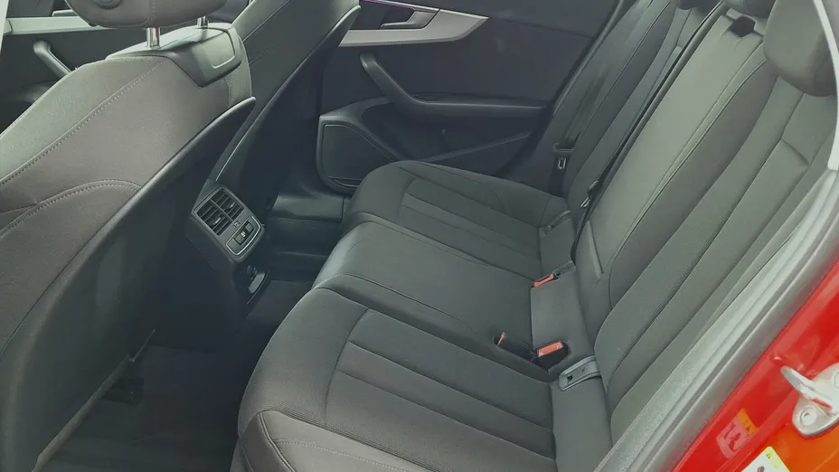 AUDI A4 Avant -