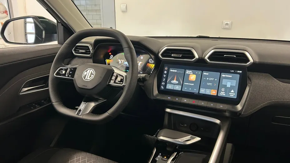 MG ZS ZS 1.5 HEV+ Excite aut Nowy