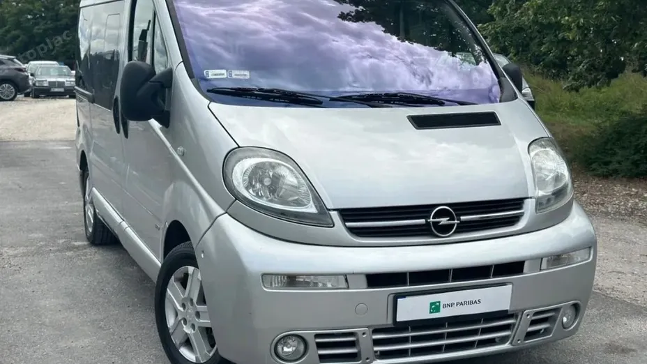 OPEL Vivaro -
