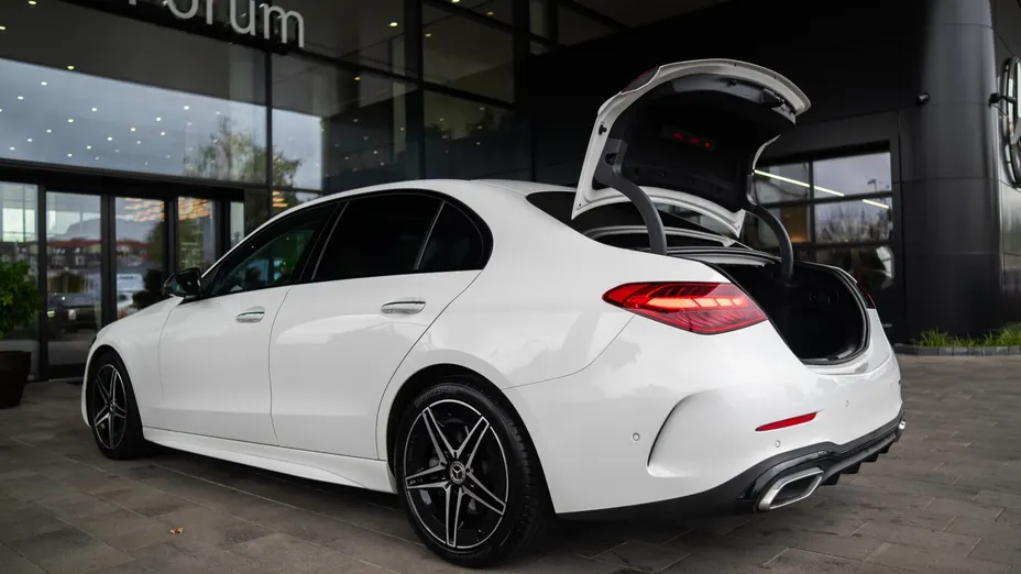 MERCEDES-BENZ C Klasa C 200 mHEV 4-Matic AMG