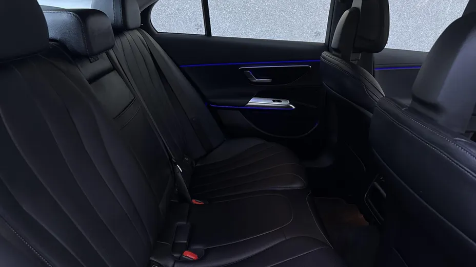 MERCEDES-BENZ E Klasa E 200 d mHEV Avantgarde 9G-Tronic