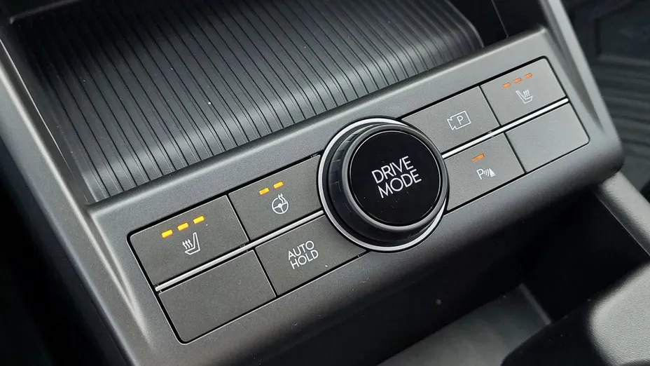 HYUNDAI Kona -