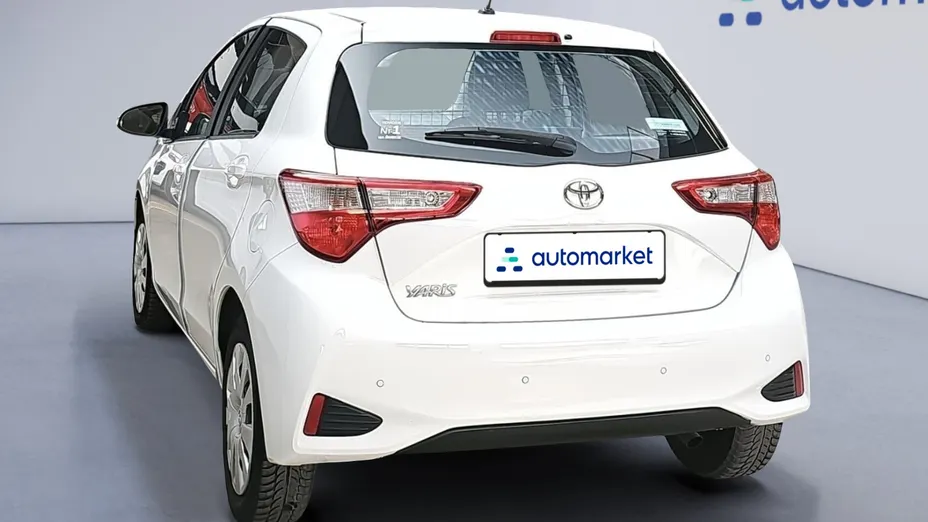 TOYOTA Yaris Yaris 1.5 Active