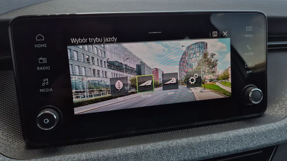 SKODA Kamiq Kamiq 1.0 TSI Drive DSG