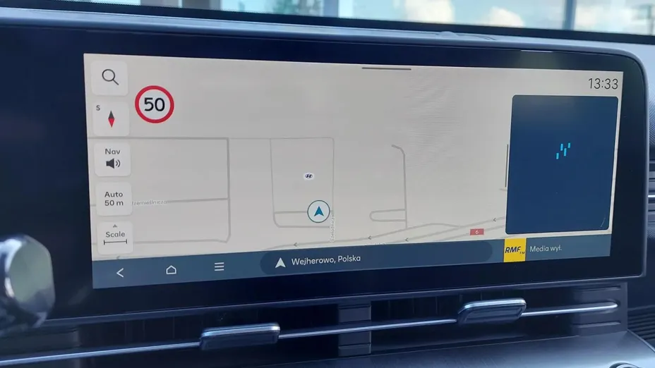 HYUNDAI Kona -