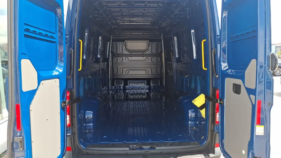 VOLKSWAGEN Crafter Crafter 35 TDI (11,3m3) Nowy