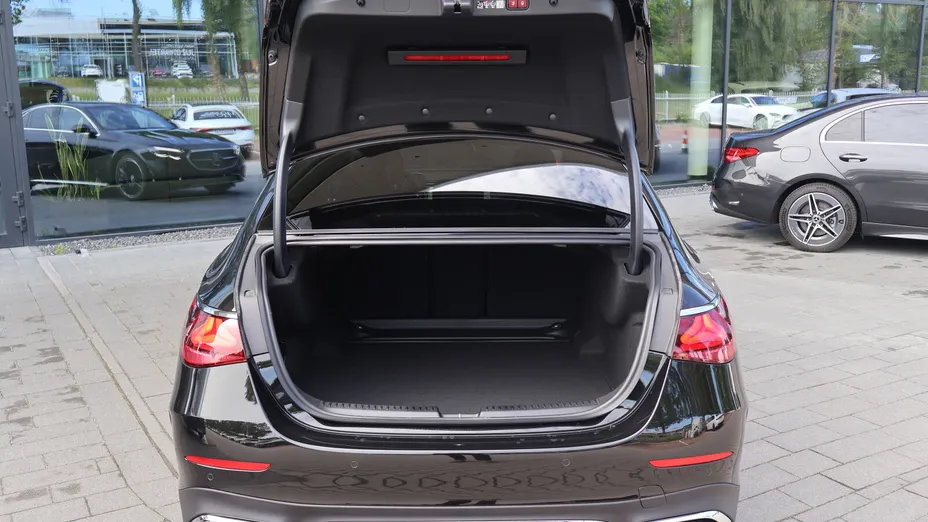 MERCEDES-BENZ E Klasa E 220 d mHEV AMG 9G-Tronic Nowy