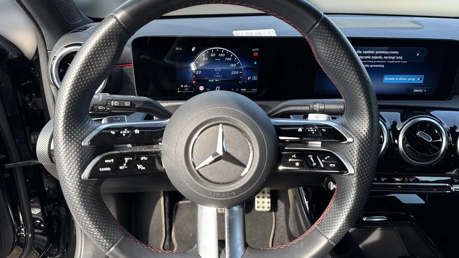 MERCEDES-BENZ A Klasa A 200 AMG Line 7G-DCT