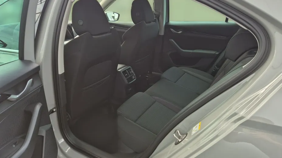 SKODA Octavia Octavia 1.5 TSI mHEV Drive Selection DSG Nowy