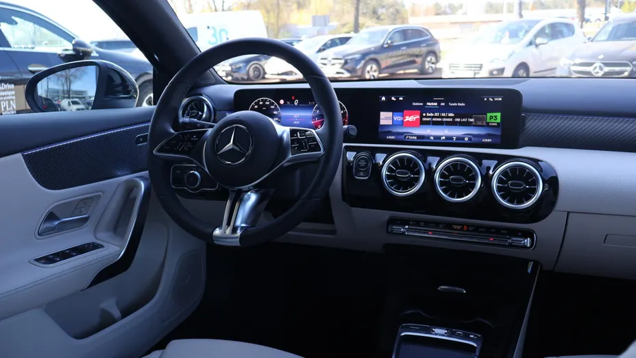 MERCEDES-BENZ A Klasa A 220 4-Matic Progressive 8G-DCT
