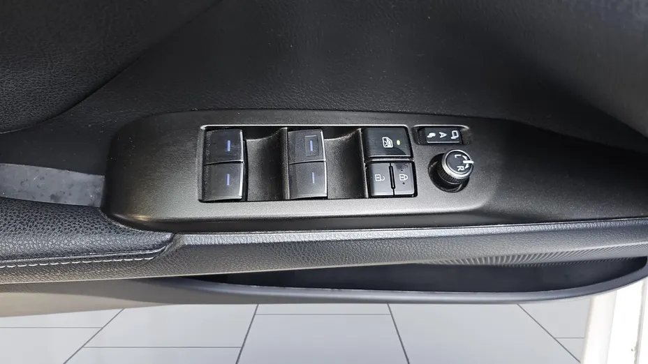 TOYOTA Camry Camry 2.5 Hybrid Prestige CVT