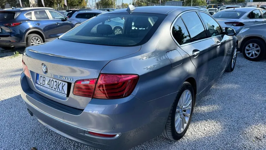 BMW Seria 5 518d Luxury Line aut