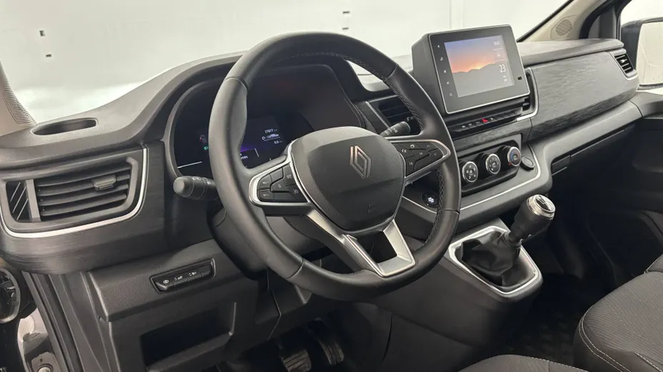 RENAULT Trafic -