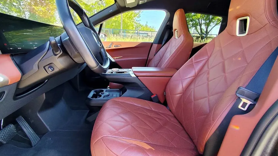 BMW iX iX M60 111.5kWh