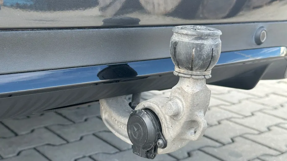 MERCEDES-BENZ E Klasa -