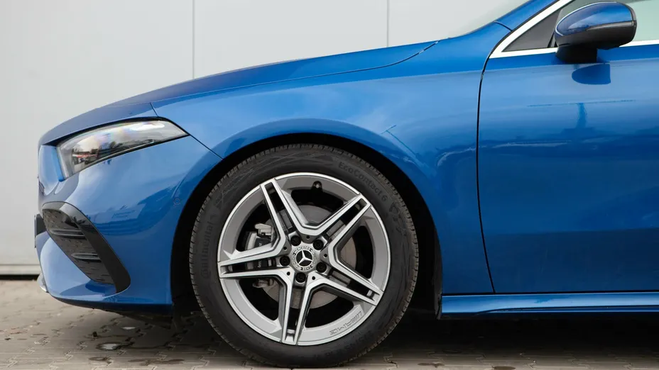 MERCEDES-BENZ A Klasa A 200 AMG Line 7G-DCT
