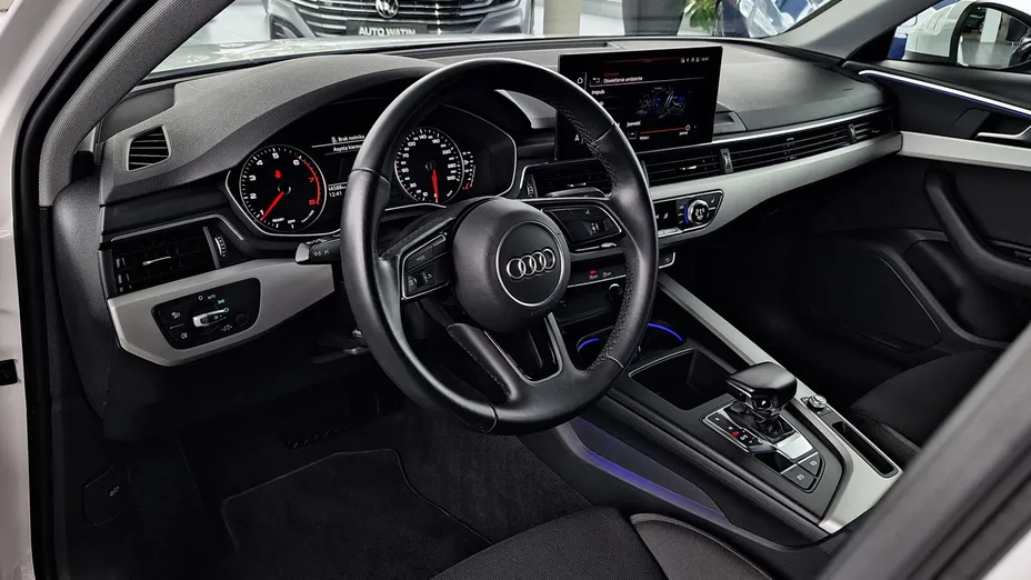 AUDI A4 A4 35 TFSI mHEV S tronic