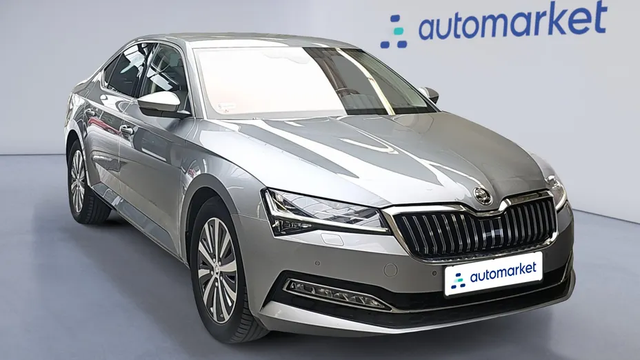 SKODA Superb Superb 2.0 TDI SCR Style