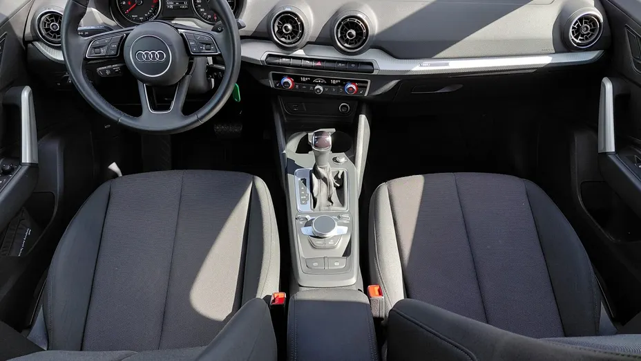 AUDI Q2 Q2 35 TFSI Advanced S tronic