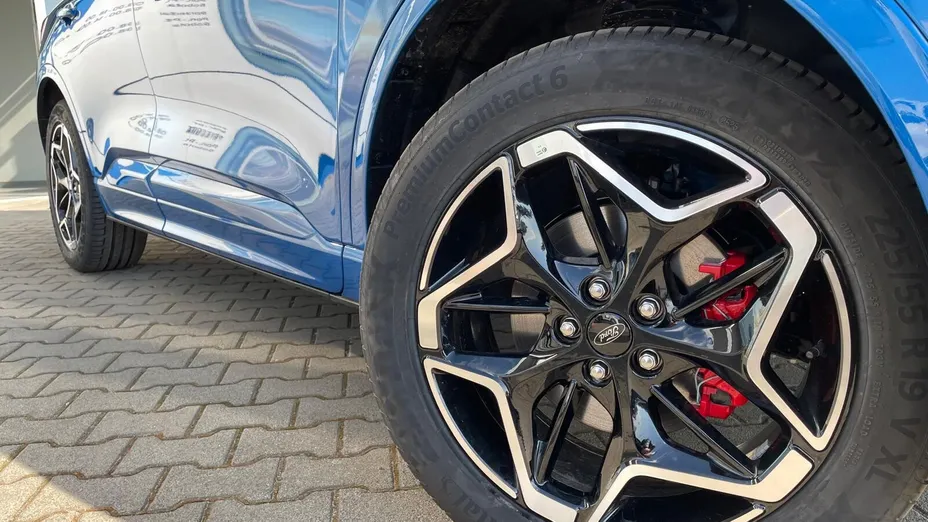 FORD Kuga Kuga 2.5P PHEV FWD ST-Line X eCVT Nowy