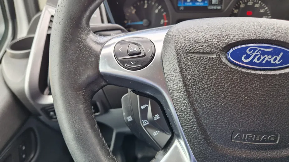 FORD Transit Custom Transit Custom Kombi 310 L2H2 Trend