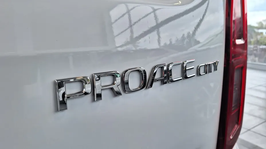 TOYOTA Proace City Verso Proace City Verso 1.5 D-4D Business