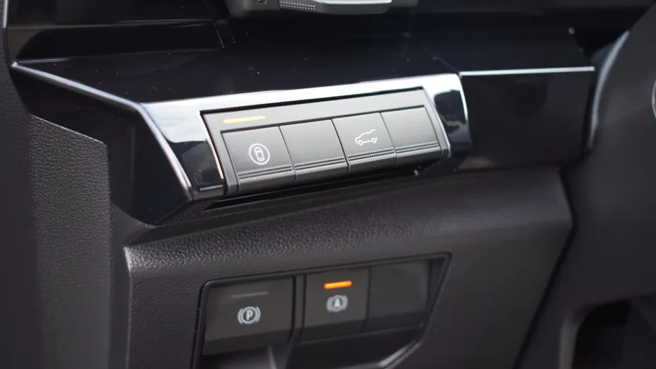 RENAULT Espace Espace 1.2 E-Tech Full Hybrid 200 Iconic MMT 7os.