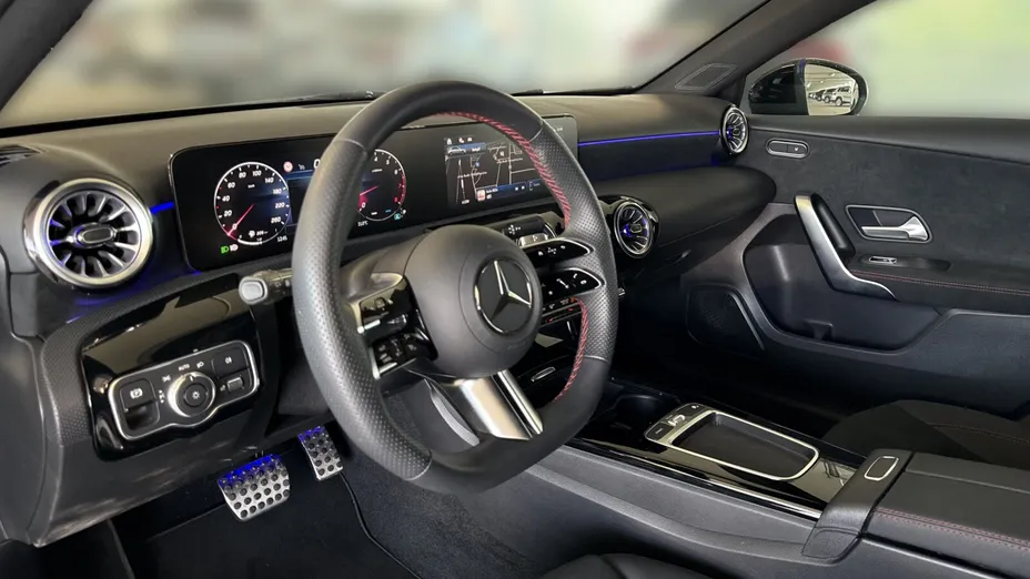 MERCEDES-BENZ A Klasa A 200 AMG Line 7G-DCT