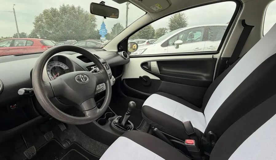 TOYOTA Aygo -
