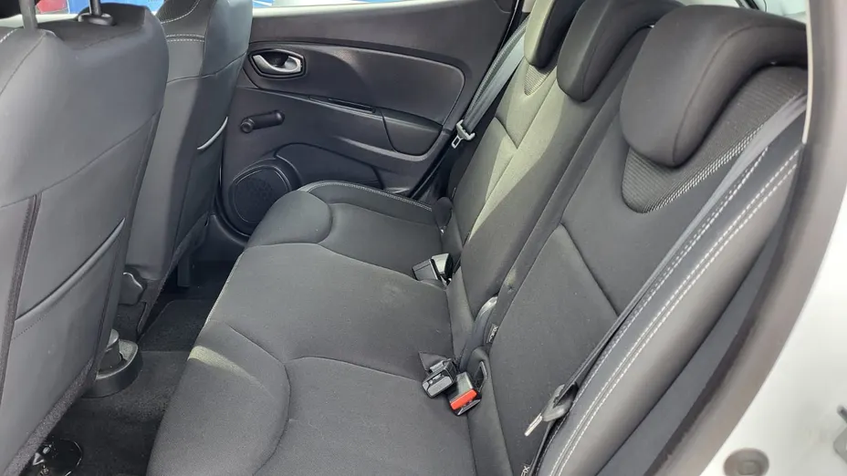 RENAULT Clio -