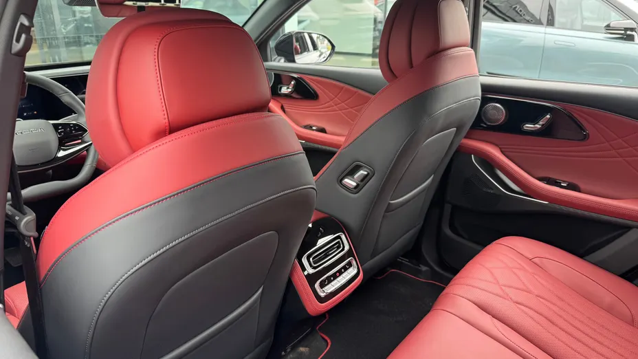 OMODA Omoda 9 Omoda 9 1.5 Super Hybrid Exclusive AWD Nowy