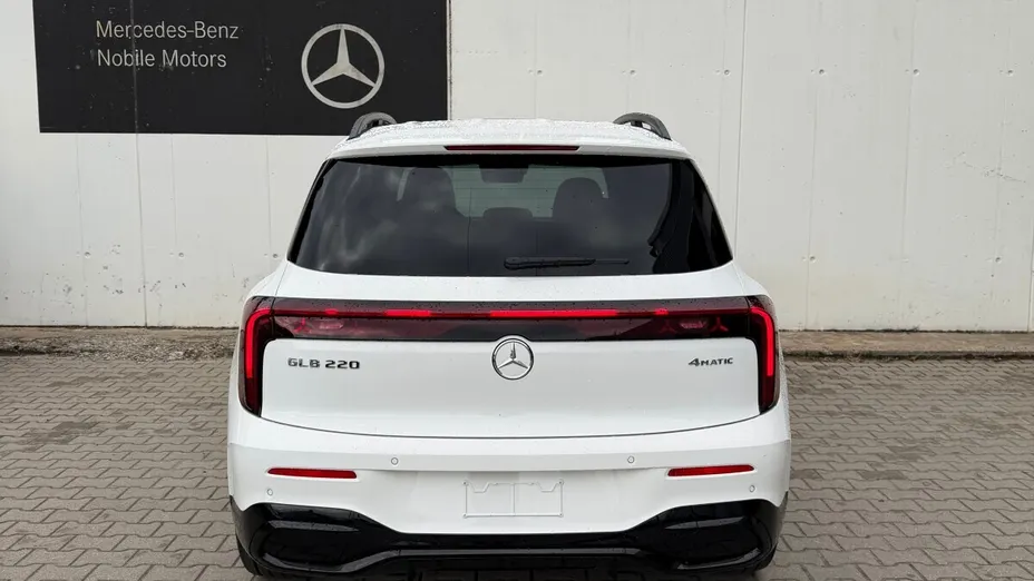 MERCEDES-BENZ GLB GLB 220 mHEV 4-Matic 8G-eDCT