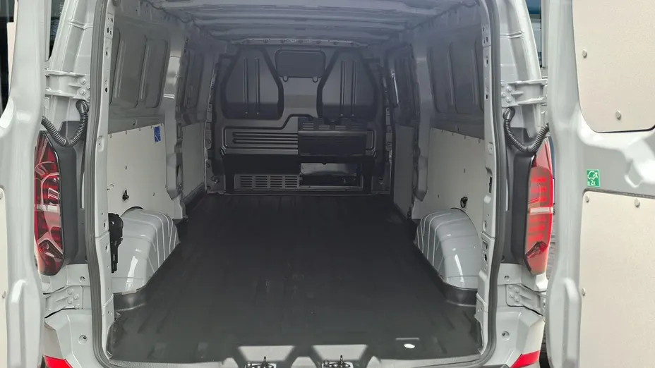 VOLKSWAGEN Transporter Transporter TDI L2H1 Nowy