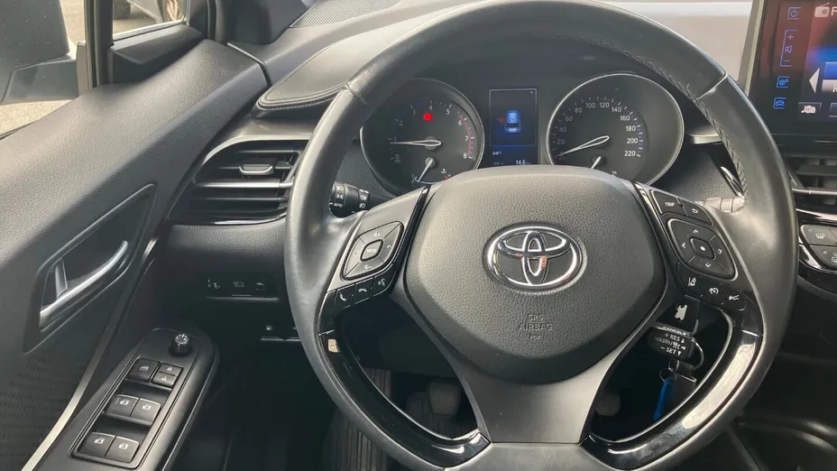 TOYOTA C-HR C-HR 1.2 T Dynamic
