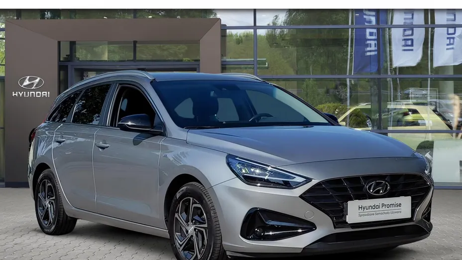 HYUNDAI i30 -