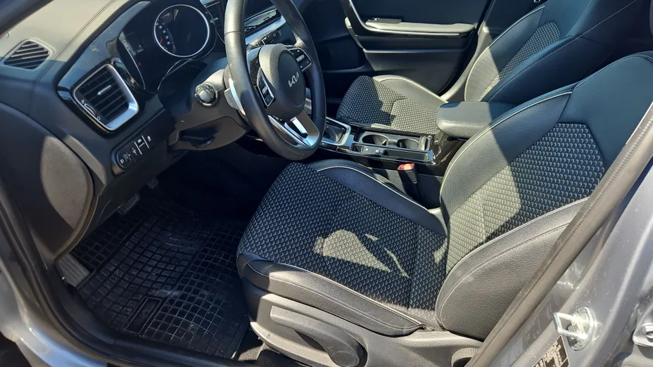 KIA Cee'd Ceed 1.5 T-GDI Tribute DCT