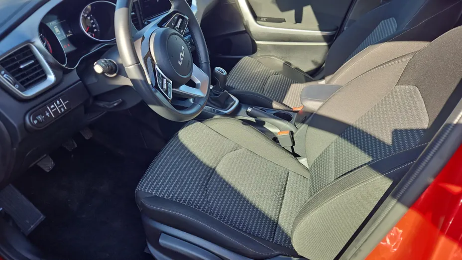 KIA Cee'd Ceed 1.5 T-GDI M