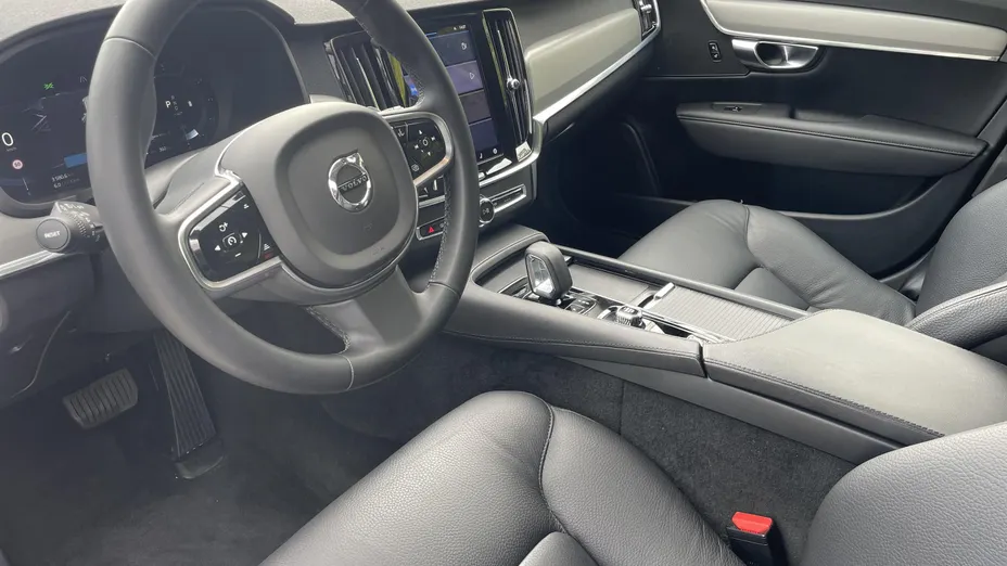 VOLVO V90 V90 CC B4 D AWD Core aut