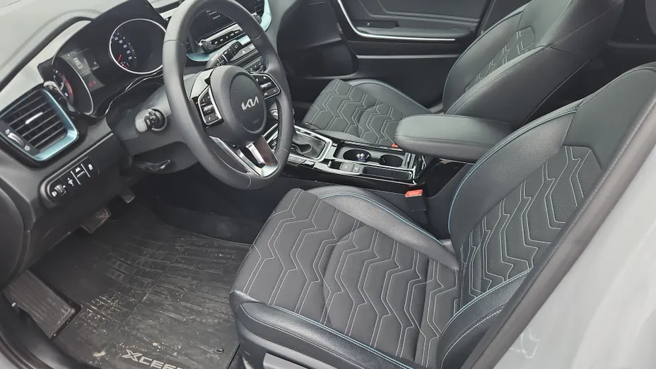 KIA XCeed XCeed 1.6 T-GDI Tribute DCT